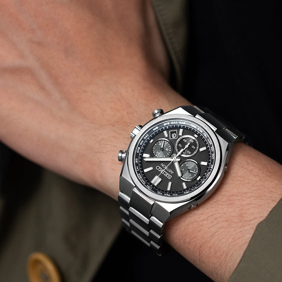 稼動 腕時計　SEIKO セイコー　電波ソーラー　クロノグラフ　メンズ　B69 SEIKO セイコー Seiko 定価10万円超 海外モデル メンズ腕時計