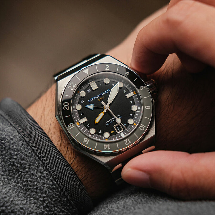 スピニカー DUMAS デュマ GMT SP-5119-11 メンズ 機械式 自動巻き 30気圧防水 蓄光 ブラックダイヤル 替えバント付き