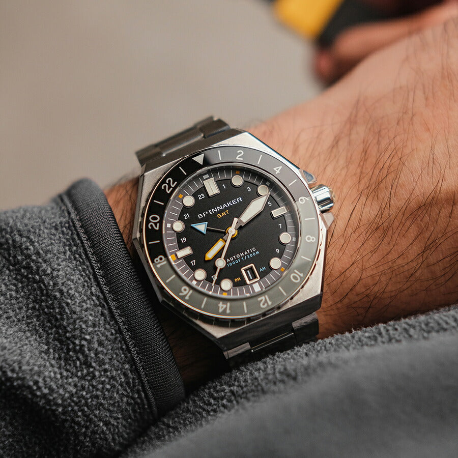 スピニカー DUMAS デュマ GMT SP-5119-11 メンズ 機械式 自動巻き 30気圧防水 蓄光 ブラックダイヤル 替えバント付き