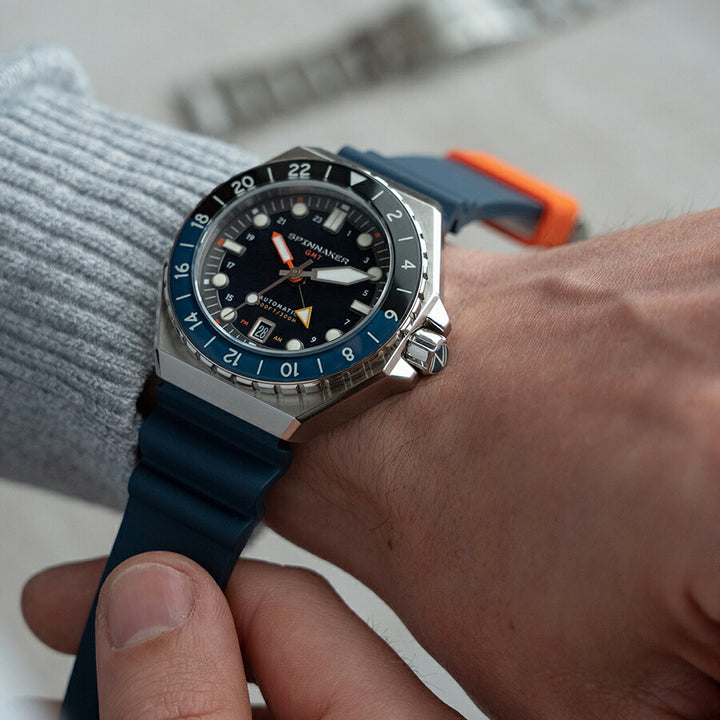 スピニカー DUMAS デュマ GMT SP-5119-22 メンズ 機械式 自動巻き 30気圧防水 蓄光 ネイビーダイヤル 替えバント付き