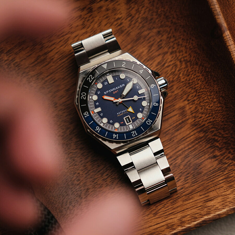 スピニカー DUMAS デュマ GMT SP-5119-22 メンズ 機械式 自動巻き 30気圧防水 蓄光 ネイビーダイヤル 替えバント付き