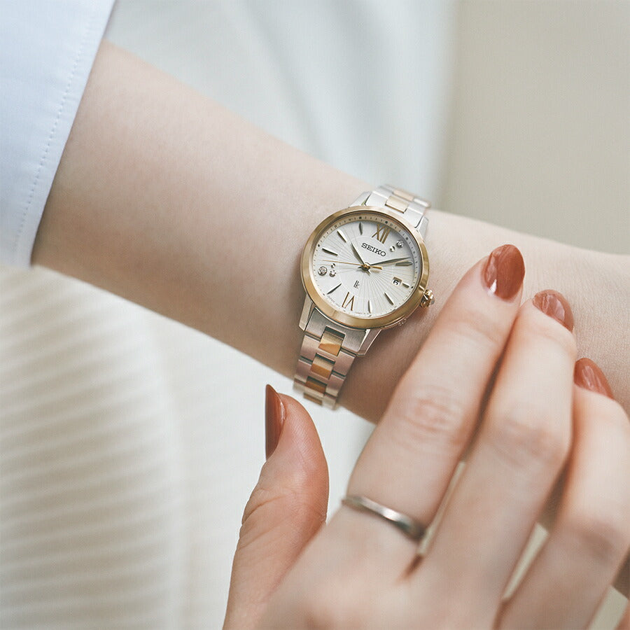 美品　SEIKO　セイコー　lk　ルキア　シルバー　ソーラー　レディース　腕時計 LUKIA ルキア セイコー 腕時計 レディース SSWA008 Grow SEIKO