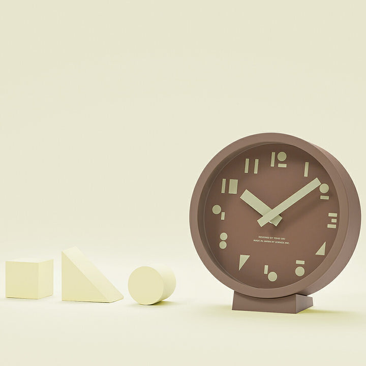 タカタレムノス 置き時計 カーサ M,S,S. エムエスエス 丸 三角 四角 クオーツ 電池式 ブラウン 大木 陽平 SYO25-10BW