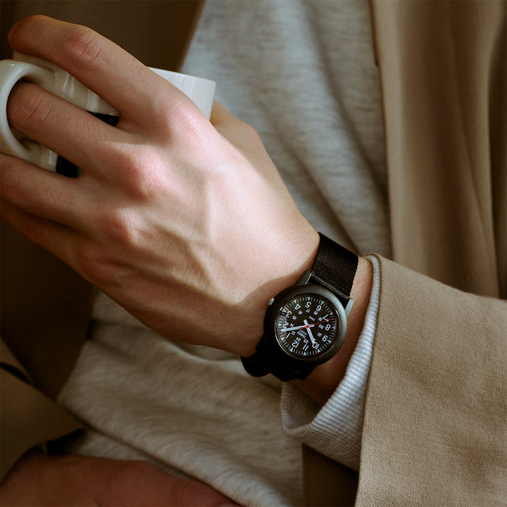 タイメックス キャンパー 34mm 復刻モデル チビミリ ブラック T18581 メンズ レディース クオーツ 電池式 ナイロンバンド