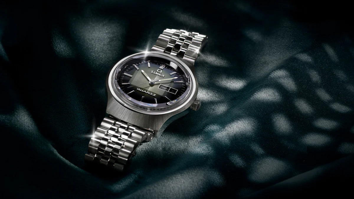 タイメックス Q Timex デグラーデ 復刻モデル TW2W22500 メンズ クオーツ 電池式 スモーキー グラデーションダイヤル デイデイト