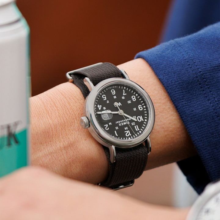 タイメックス ウィークエンダー 40mm TW2W86100 メンズ 電池式 クオーツ ナイロンバンド ブラック