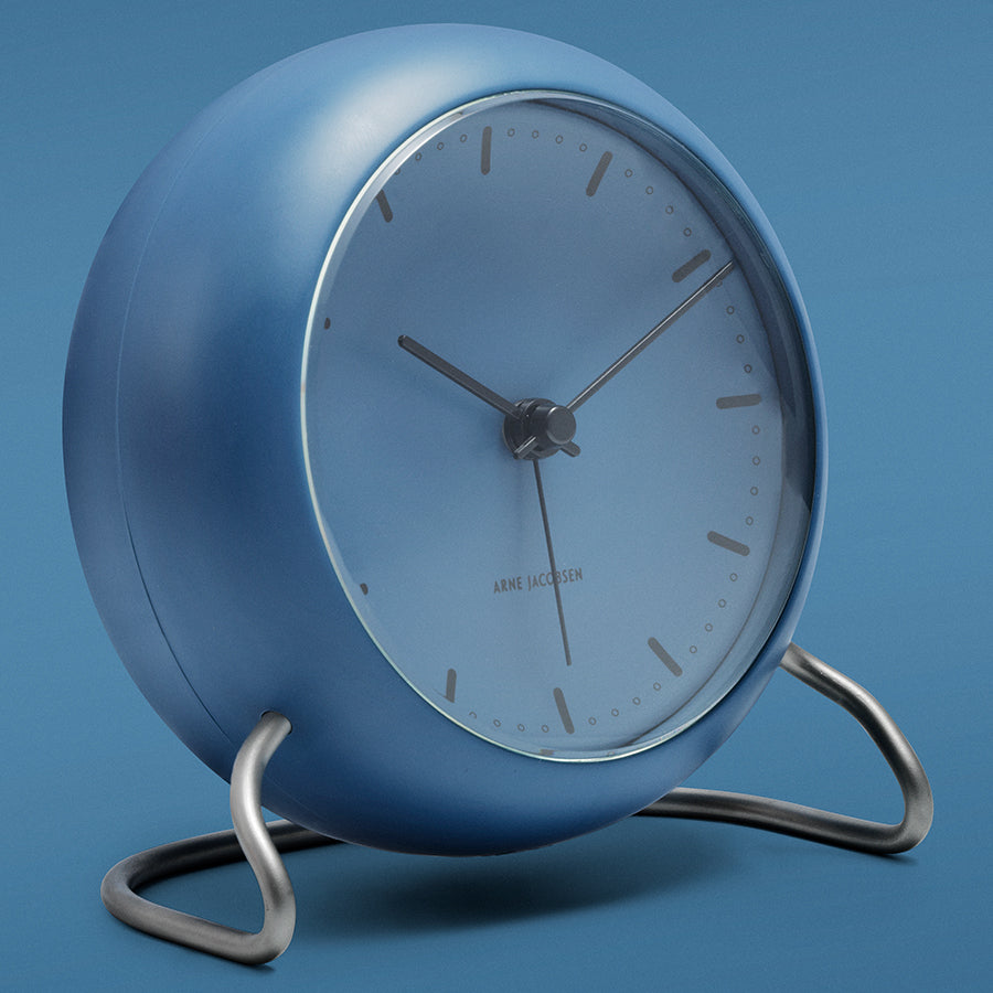Arne Jacobsen（アルネ・ヤコブセン）テーブルクロック ブルーグリーン ARNE JACOBSEN（アルネ ヤコブセン） 特典付 置き時計 ARNE JACOBSEN