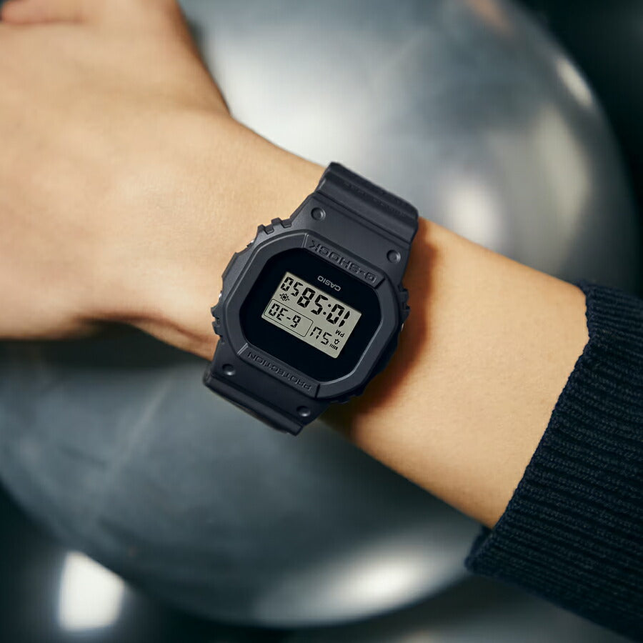 G-SHOCK DWE-5657RE-1JR 40周年記念限定モデル G-SHOCK 40周年記念 リマスター・ブラック DWE-5657RE-1JR メンズ 電池