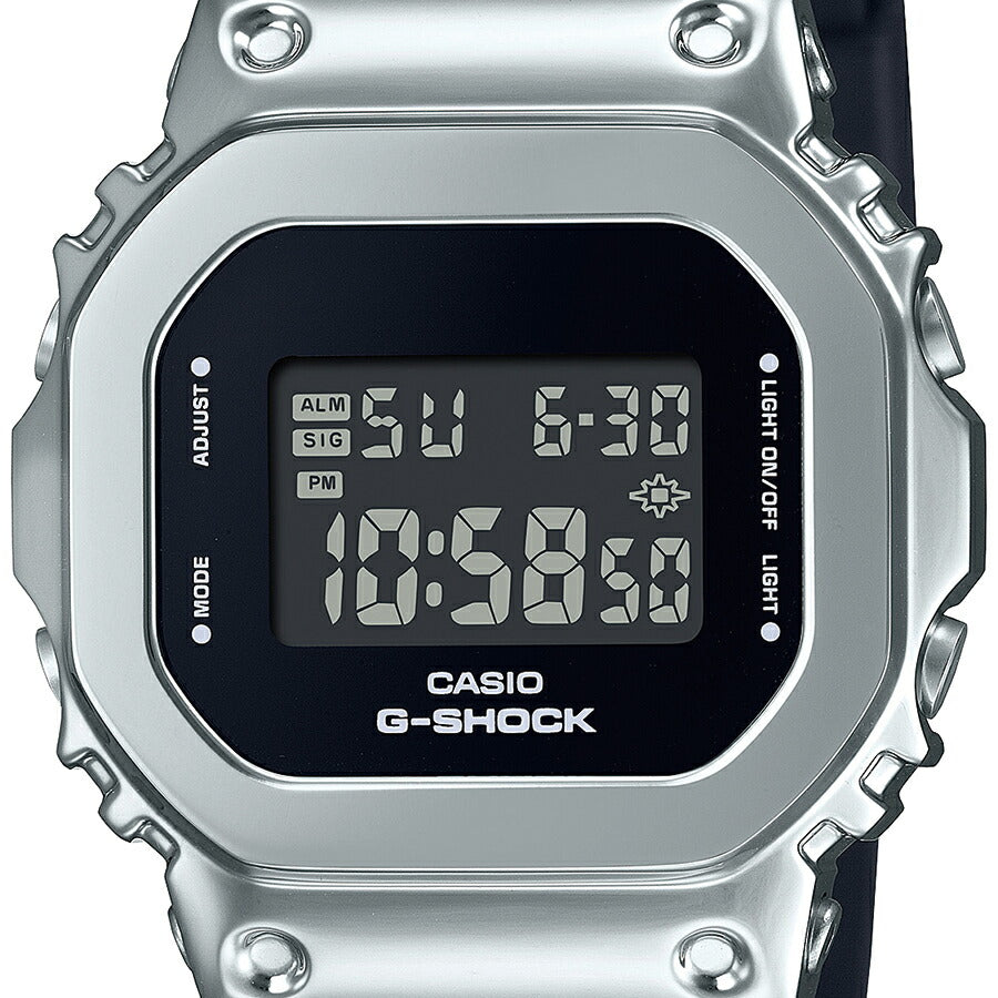 G-SHOCK ミッドサイズ メタルカバード 5600 GM-S5600U-1JF メンズ レディース 腕時計 電池式 デジタル スクエア シルバー 反転液晶 国内正規品 カシオ